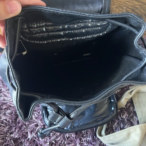 Small backpack - Picture 3 of 4